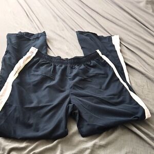 Medium (8-10) Nike Athletic‎ Pants